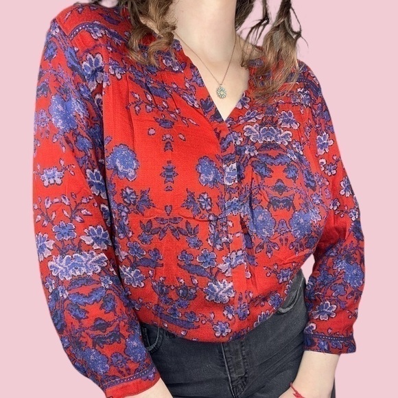 Lucky Brand Red Blue Floral Print Button Down Shirt
100% Cotton - Picture 6 of 10